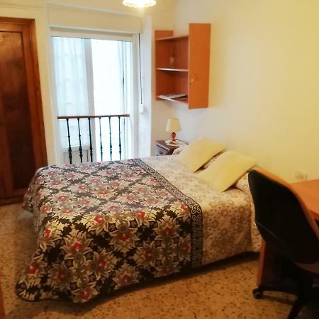 Appartement Pension Residencia Universitaria Rey à Saint-Jacques-de-Compostelle Extérieur photo