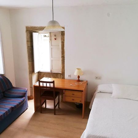 Appartement Pension Residencia Universitaria Rey à Saint-Jacques-de-Compostelle Extérieur photo