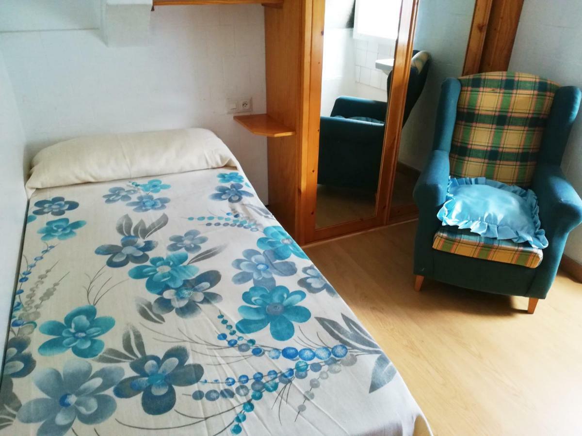 Appartement Pension Residencia Universitaria Rey à Saint-Jacques-de-Compostelle Extérieur photo