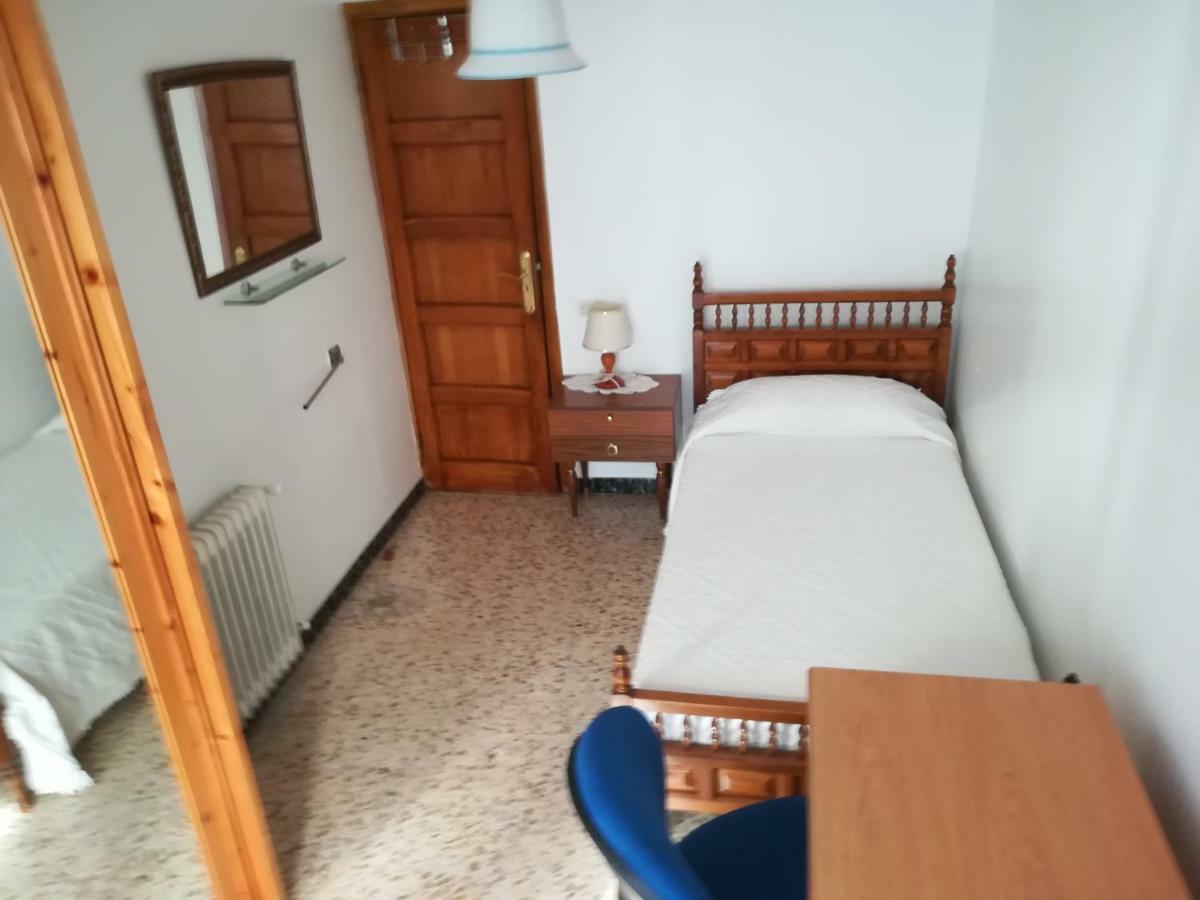 Appartement Pension Residencia Universitaria Rey à Saint-Jacques-de-Compostelle Extérieur photo